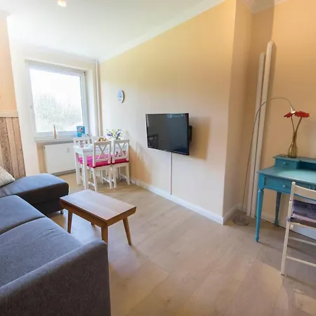 Apartment Ferienwohnung Strandnah Im Haus Frauenpreiss Fewo 57 Cuxhaven